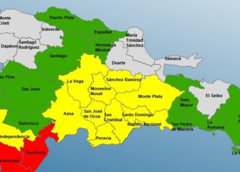 El COE eleva a 24 las provincias en alerta por desplazamiento del ciclón Beryl