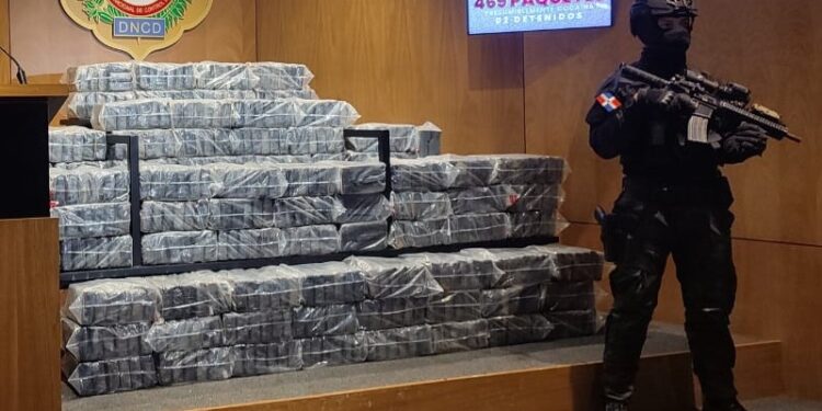 Autoridades confiscan otro cargamento de drogas en Baní