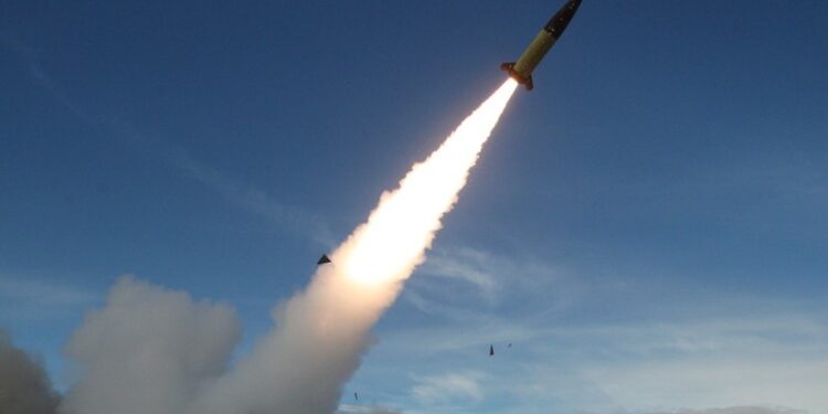 Rusia promete «una respuesta militar» al despliegue de misiles de largo alcance de EE.UU. en Europa