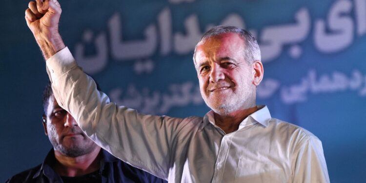 ¿Quién es Masoud Pezeshkian, presidente electo de Irán?