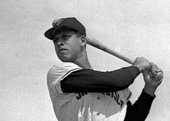 Gobernador Pierluisi decreta duelo por el fallecimiento de Orlando «Peruchín» Cepeda