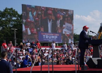 Denuncian que gran parte de la seguridad de Trump no era del Servicio Secreto