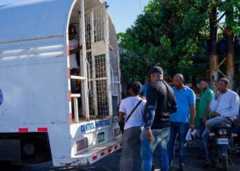 Agreden agentes de Migración en intervenciones con extranjeros