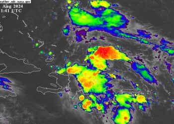 Onda y vaguada provocarán aguaceros con tormentas eléctricas, 11 provincias en alerta