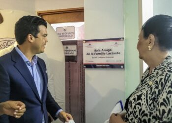 Wellington Arnaud y Besaida Santana inauguran sala de lactancia materna en INAPA