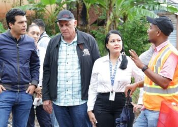 Wellington Arnaud encabeza prueba de nueva fuente de agua en Maimón