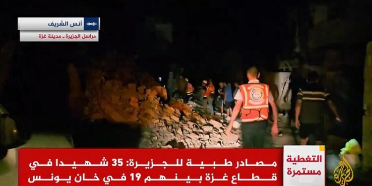 Más de cien muertos y decenas de heridos en un ataque israelí contra una escuela en Gaza