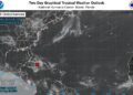 Centro de Huracanes emite avisos y vigilancias de tormenta tropical para porciones de Florida