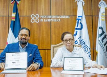 Ministerio Público y OGTIC firman acuerdo para establecer firma digital