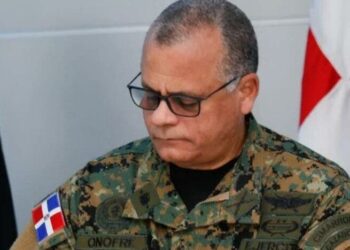 Abinader designa a Carlos Antonio Fernández Onofre como ministro de Defensa