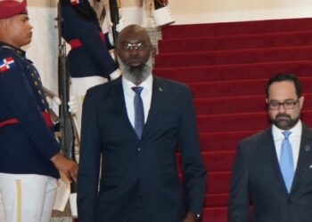 El primer ministro de Curazao llega para asistir a juramentación de Abinader