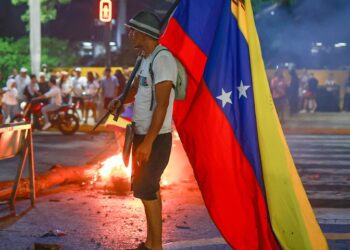 Oposición venezolana convoca a una marcha para desconocer los resultados electorales