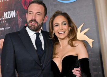 Jennifer López se divorcia de Ben Affleck