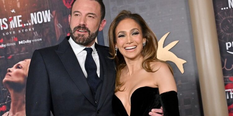 Jennifer López se divorcia de Ben Affleck
