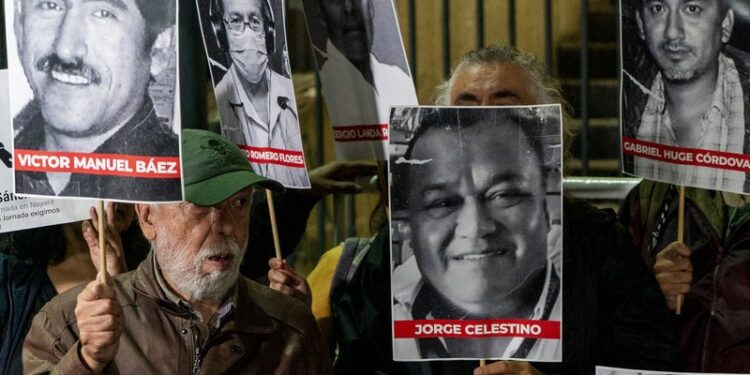 Infierno para los periodistas en México: una década de asesinatos, secuestros e impunidad