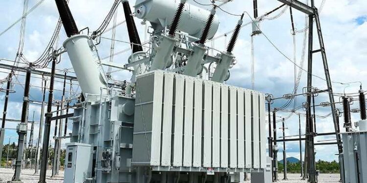 Fuerza del Pueblo exige al gobierno «declarar en emergencia el sector eléctrico»