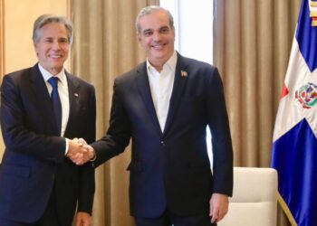 Abinader y el secretario de Estado de EE.UU tratan sobre temas bilaterales