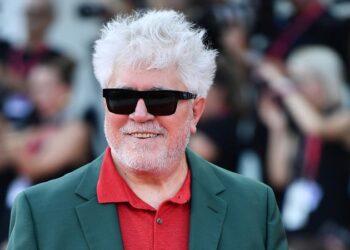 Pedro Almodóvar hace historia al ganar el León de Oro