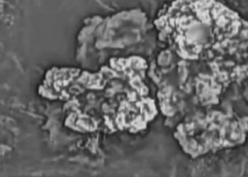 VIDEO: Israel ataca 100 lanzadores de proyectiles de Hezbolá preparados