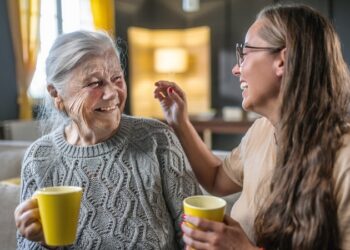Hallan sorprendente relación entre el consumo de café y té y la demencia