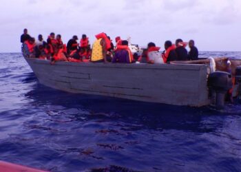 Guardia Costera repatria a 124 migrantes a Haití