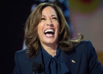 Putin dice que Harris es su favorita: «Su risa es tan contagiosa que se ve que todo le va bien»