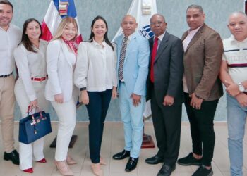 Propietarios de centros nocturnos se comprometen con Interior y Policía a someterse a las normativas