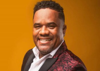 Daniel Segura estrena bachata «Hoy», junto a Luis Miguel del Amargue