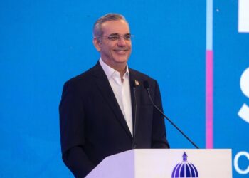 Presidente Abinader presenta avances en abastecimiento y acceso de medicamentos de Promese/CAL