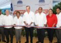 Abinader y Ascención inauguran asfaltado en el barrio El Paso, Villa Mella