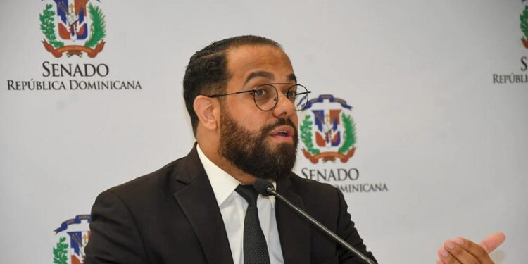 Propone al Senado que la JCE instaure debates electorales obligatorios para elecciones del 2028