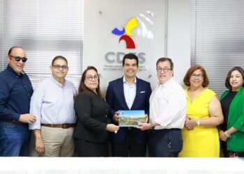 Arnaud comparte logros del INAPA con el Consejo de Desarrollo Estratégico de Santiago