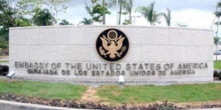 La Corporación Financiera de Desarrollo Internacional de los EE. UU. abre oficina en la República Dominicana