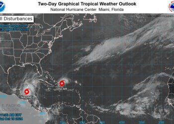 Tormenta Nadine toca tierra en Belice, se forma la tormenta Oscar