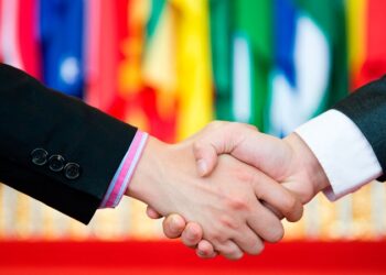 Negocios Internacionales: Retos y Oportunidades en un Mundo Globalizado