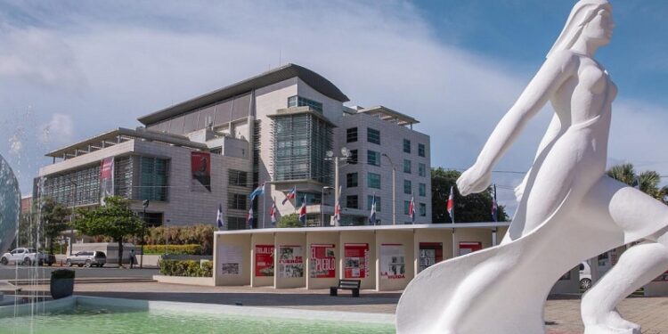 Condenan hombre a tres meses de cárcel por violar Ley de Tránsito