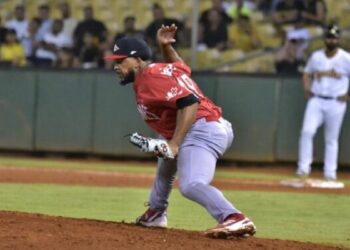 Leones extienden invicto a 3-0 con triunfo sobre Águilas