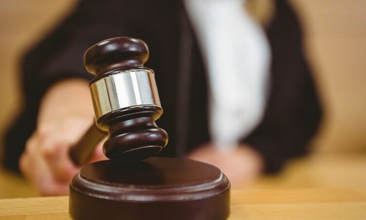 Prisión preventiva contra expolicía que hirió de bala a su expareja