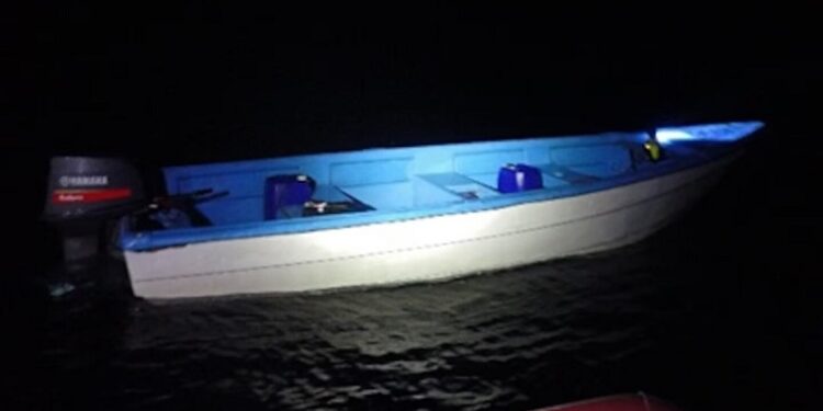 Guardia Costera repatria a 12 migrantes a República Dominicana