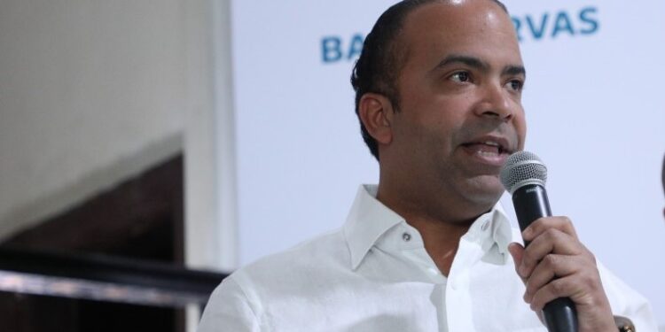 Banreservas inaugura cuatro oficinas comerciales en diversas comunidades del país