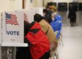 EEUU Decide: Abrieron los primeros centros de votación