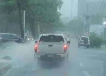 Persisten los aguaceros sobre el país, se mantienen alertas y avisos meteorológicos