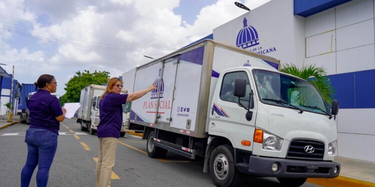 Plan Social mantiene asistencia a familias afectadas por inundaciones en Dajabón
