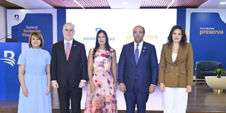 Banreservas celebra décimo aniversario de su programa de Educación Financiera Preserva