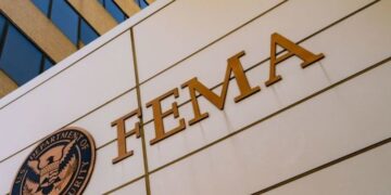Centros de salud del sur reparados con fondos de FEMA