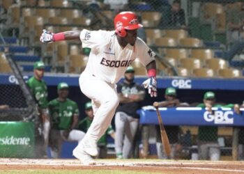 Rodríguez remolca tres y anota dos en paliza sobre Estrellas