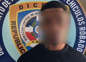 Se entregan dos integrantes de una red criminal dedicada al robo y reventa de motocicletas