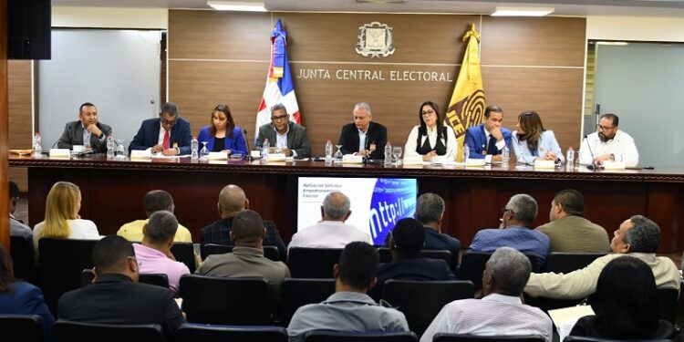 JCE avanza trabajos para la renovación de la Cédula de Identidad y la Cédula de Identidad Electoral