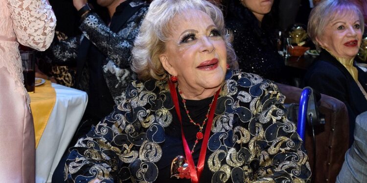 Muere Silvia Pinal, icónica estrella del cine mexicano