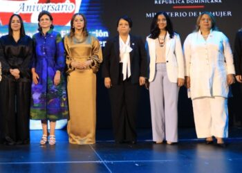 Raquel Peña encabeza acto por el Día Internacional de la Eliminación de la Violencia contra la Mujer